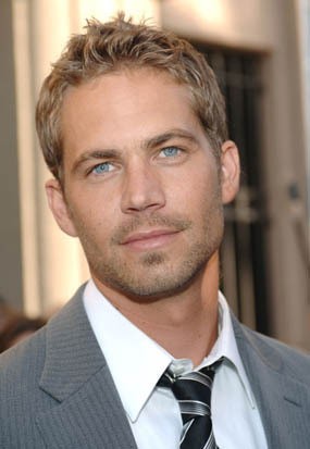 Fakta-fakta Seputar Kecelakaan Maut Paul Walker Fakta-fakta Seputar Kecelakaan Maut Paul Walker