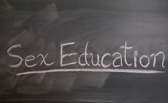 Bisnis Seks Melejit, Pendidikan Seks Terjepit