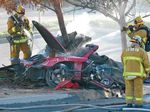 Fans Berduka di Lokasi Kecelakaan Paul Walker