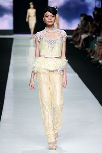 Jakarta, Indonesia - 24 Oktober. Ferry Sunarto La Purete De Lharmonie. FASHION COUNCIL presents LPM GRADUATES. Jakarta Fashion Week 2014 at Senayan City. 24 Oktober 2013. Jakarta. [Foto: Mohammad Abduh/Wolipop]