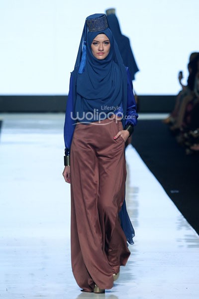 Jakarta, Indonesia - 24 Oktober. Fitri Aulia Glorius Moors. Voyage Jakarta Fashion Week 2014, at Senayan City. 24 Oktober 2013. Jakarta. [Foto: Mohammad Abduh/Wolipop]