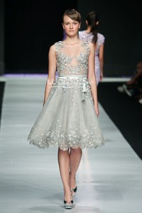 Jakarta, Indonesia - 24 Oktober. Hian Tjen La Romantic De La Femme. FASHION COUNCIL presents LPM GRADUATES. Jakarta Fashion Week 2014 at Senayan City. 24 Oktober 2013. Jakarta. [Foto: Mohammad Abduh/Wolipop]