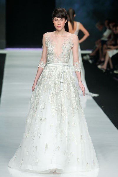 Jakarta, Indonesia - 24 Oktober. Hian Tjen La Romantic De La Femme. FASHION COUNCIL presents LPM GRADUATES. Jakarta Fashion Week 2014 at Senayan City. 24 Oktober 2013. Jakarta. [Foto: Mohammad Abduh/Wolipop]