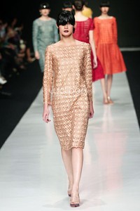 Jakarta, Indonesia - 24 Oktober 2013. Oscar Lawalata My Name is Andromeda. DEWI FASHION KNIGHTS Tale of The Goddess. Jakarta Fashion Week 2014 at Senayan City. Jakarta. [Foto: Mohammad Abduh/Wolipop]