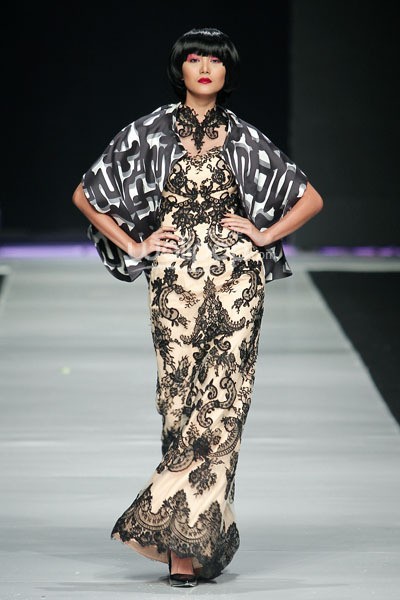 Jakarta, Indonesia - 23 Oktober 2013. Albert Yanuar Enlightenment Spring/Summer 2014. KOREAN CULTURAL CENTER. Jakarta Fashion Week 2014 at Senayan City. Jakarta. [Foto: Mohammad Abduh/Wolipop]