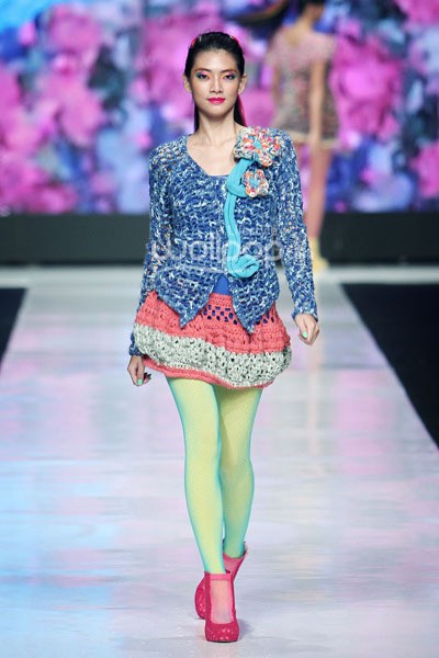 Jakarta, Indonesia - 23 Oktober. Lenny Agustin Knit My Day. THE BODY SHOP Present LENNI AGUSTIN. Jakarta Fashion Week 2014 at Senayan City. 23 Oktober 2013. Jakarta. [Foto: Mohammad Abduh/Wolipop]