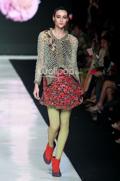 Jakarta, Indonesia - 23 Oktober. Lenny Agustin Knit My Day. THE BODY SHOP Present LENNI AGUSTIN. Jakarta Fashion Week 2014 at Senayan City. 23 Oktober 2013. Jakarta. [Foto: Mohammad Abduh/Wolipop]