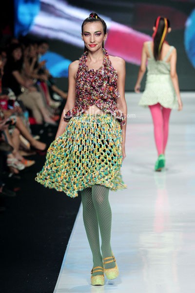 Jakarta, Indonesia - 23 Oktober. Lenny Agustin Knit My Day. THE BODY SHOP Present LENNI AGUSTIN. Jakarta Fashion Week 2014 at Senayan City. 23 Oktober 2013. Jakarta. [Foto: Mohammad Abduh/Wolipop]