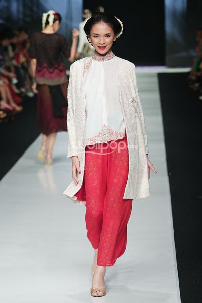 Jakarta, Indonesia - 24 Oktober. Obin Indonesia Memanggil. Jakarta Fashion Week 2014 at Senayan City. 24 Oktober 2013. Jakarta. [Foto: Mohammad Abduh/Wolipop]
