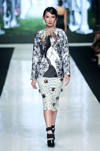 Jakarta, Indonesia - 23 Oktober. Patrick Owen. MAZDA YOUNG VIBRANT DESIGNERS Kodo soul of motion. Jakarta Fashion Week 2014 at Senayan City. 23 Oktober 2013. Jakarta. [Foto: Mohammad Abduh/Wolipop]