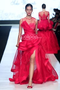 Jakarta, Indonesia - 23 Oktober. Soko Wiyanto Fiore. MAZDA YOUNG VIBRANT DESIGNERS Kodo soul of motion. Jakarta Fashion Week 2014 at Senayan City. 23 Oktober 2013. Jakarta. [Foto: Mohammad Abduh/Wolipop]