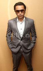 Gaya Necis Giring Nidji