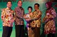 Dalam pelaksanaan Transmigration Award 2013 ini, ada 7 provinsi dan 37 kab/kota daerah asal dan 12 provinsi dan 47 kab/kota daerah tujuan. Tak hanya itu, penghargaan diberikan kepada pemerintah kab/kota yang melaksanakan pembangunan dan pengembangan kawasan Kota Terpadu Mandiri (KTM)/22 Kabupaten.