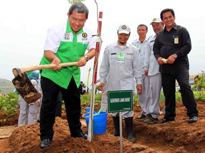 Ahmad Heryawan Hijaukan Cianjur