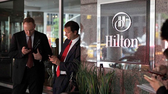 Hotel Hilton Bidik Rp 23,7 Triliun dari Jual Saham di Bursa