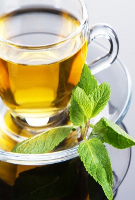 Mual Saat Menstruasi? Buat Teh Mint atau Teh Jahe untuk Mengatasinya