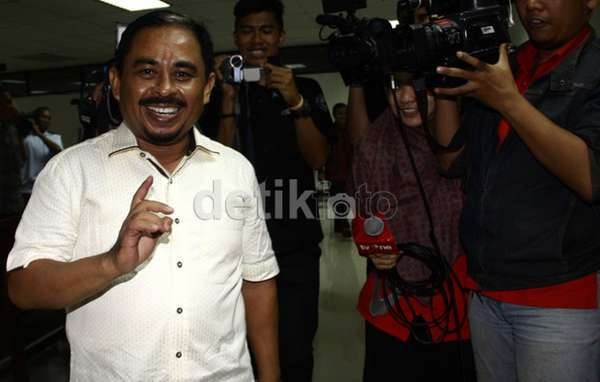 Baca Nota Pembelaan, Kubu Luthfi Hasan Sudutkan Fathanah