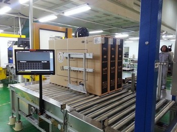 Selanjutnya TV Ultra HD yang telah siap akan dibawa ke gudang penyimpanan sementara untuk selanjutnya diproses untuk pengiriman.
