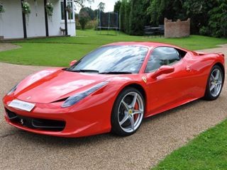 Lagi, Bocah Kendarai Mobil Ferrari