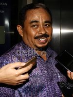 Luthfi Hasan Bacakan Nota Pembelaan