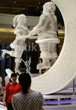 Pernak-pernik Natal Ramaikan Mall