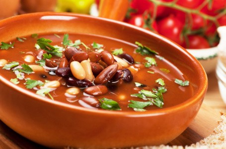 Makan Sup Kacang Merah dan Kentang Panggang Agar Kenyang Lebih Lama