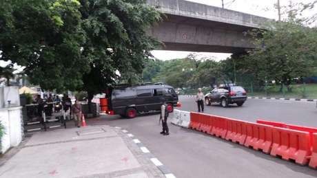Saksi Lihat Pikap Sampah Sempat Berhenti di Samping Kedubes AS