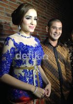 Wajah Bahagia Yasmine Wildblood dan Abi Yapto Usai Lamaran