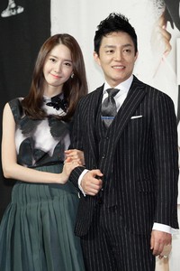 Yoona tampak cantik dengan senyuman yang merekah di wajahnya. TenAsia/ Paeng Hyun-joon.