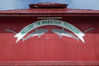 Layanan diving bernama Maratua Paradise ini terletak satu komplek yang sama dengan Paradis Resort. Layanan ini menyediakan penyewaan alat diving, dan pendampingan seorang dive master (Astrid/detikTravel)