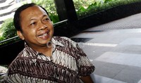 Koster masuk ke gedung KPK, Jakarta. Lamhot Aritonang/detikFoto.