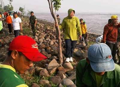 Ini Ketegasan Risma Saat Dicurhati Pedagang