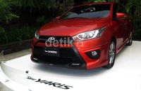 New Toyota Yaris diperkenalkan di Yaris Show Off di Jakarta, Kamis (5/12/2013).