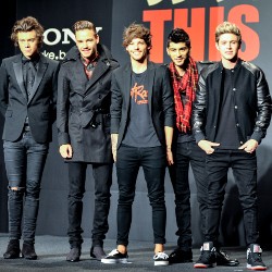 Album Baru One Direction Puncaki Billboard 200 Charts