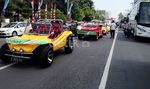 Warna-warni Kendaraan Pawai Artis di FFI 2013