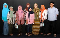 Sekitar 200 mahasiswa datang menghadiri acara nonton film '99 Cahaya di Langit Eropa' di Blitz Mall Teras Kota, Tangerang.