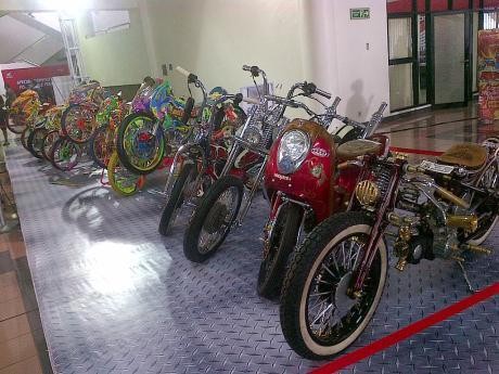 156 Motor Honda Adu Keren di Bandung