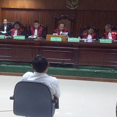 Luthfi Hasan Ishaaq Dihukum 16 Tahun Penjara dan Denda Rp 1 M