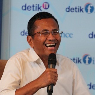 Dahlan Iskan Tetap Pertahankan Nur Pamudji Sebagai Bos PLN