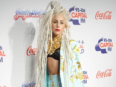 Rambut Gimbal ala Lady Gaga
