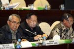 Komisi V Raker dengan Sejumlah Menteri