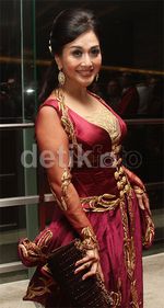 Paramitha Rusady Tetap Eksis di Usia 47 Tahun