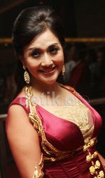 Paramitha Rusady Tetap Eksis di Usia 47 Tahun