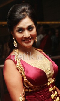 Aktris yang akrab disapa Mitha itu kini mulai eksis lagi dengan berperan sebagi istri Bung Karno, Inggit Ganarsih dalam film 'Ketika Bung di Ende'. Gus Mun/detikHOT.