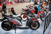 PT Astra Honda Motor (AHM) yang menggandeng tabloid Ototrend membuka 12 kelas yang dibagi pada kategori Rookie (kelas Asesoris, Beginner – Cub & Sport, Beginner – Matic, Street Racing – Cub & Sport, Street Racing – Matic, Funky – Cub & Sport, Funky – Matic, Sticker) dan kategori Profesional (kelas terbaru Japs, Custom Modify, Racing Style, Extreme.