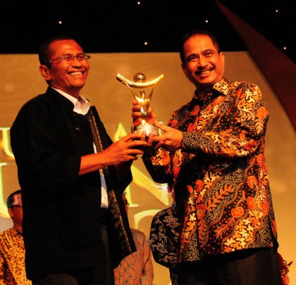 Dirut Telkom Dinobatkan Sebagai Best CEO Strategi Korporasi