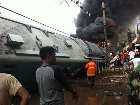5 Jasad Korban Tabrakan KRL di Bintaro Teridentifikasi, Keluarga Menangis