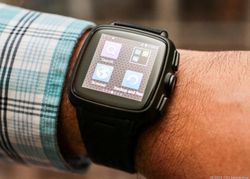 TrueSmart, Ponsel Android di Pergelangan Tangan