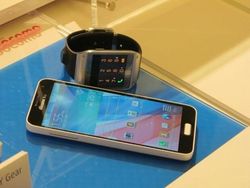 Galaxy J, Android Metal Jagoan Samsung