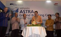 Menara Astra terletak di Jl. Jend. Sudirman, Jakarta. Dikembangkan secara terpadu dengan residensial di atas tanah seluas 2,4 hektar. Menara Astra akan menjadi International Grade A Office dengan standar Green Building peringkat platinum, tertinggi di Jakarta, yang direncanakan akan selesai di tahun 2017. (dok. Astra)